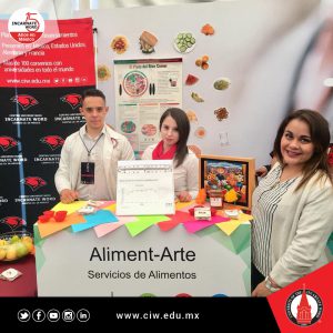 Alumnos de Incarnate Word obtienen primer lugar en Feria de Emprendedores de la UNAM