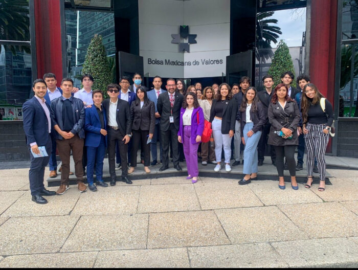 Visita Bolsa Mexicana de Valores (BMV)