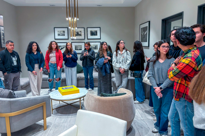 Visita académica Mercadotecnia Palacio de Hierro Mitikah